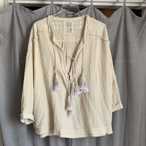 Johnny Was oversized embroidered tunic w tassels